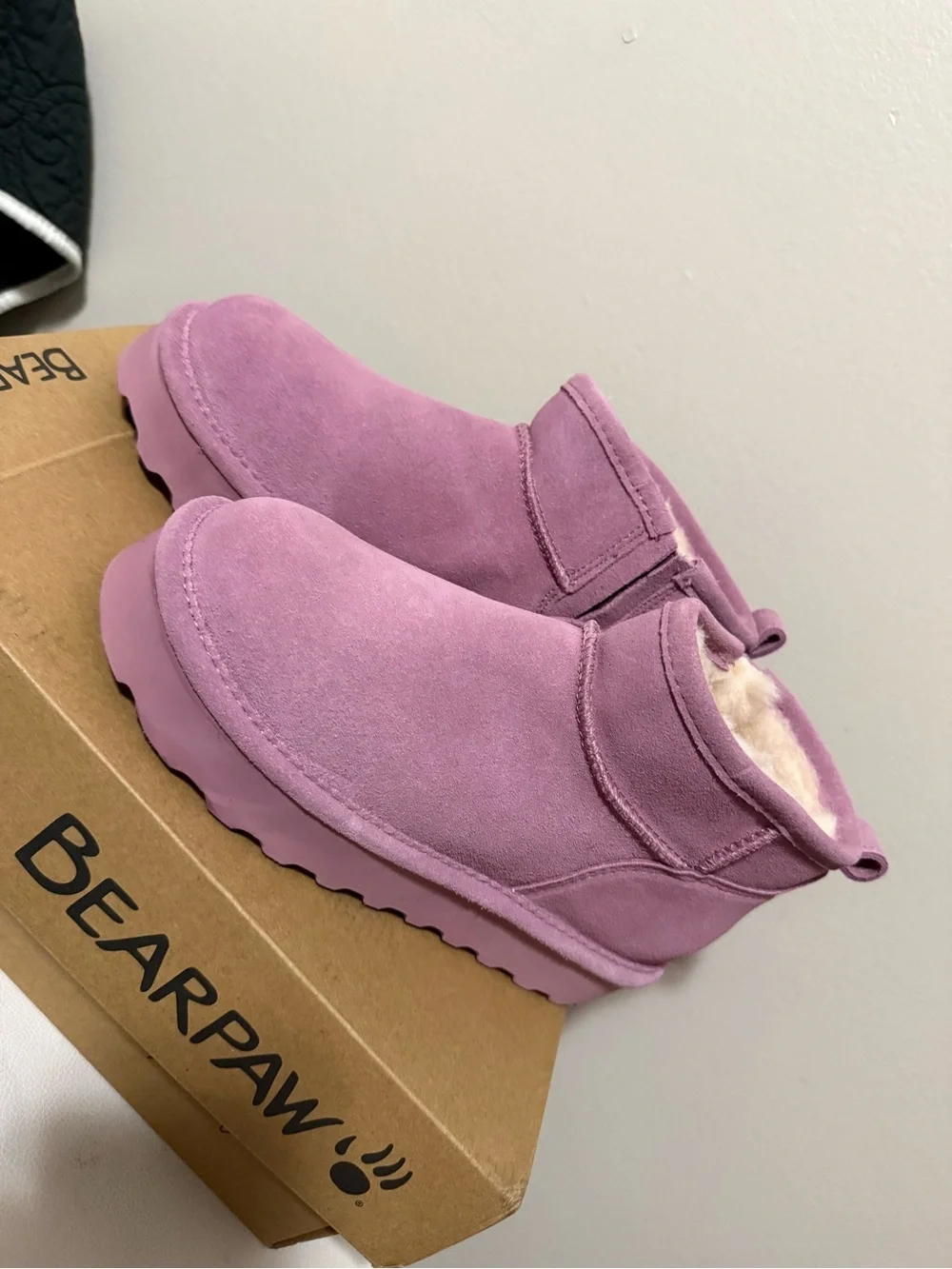 BearPaw Mauve Pink Suede Platform Short Boots